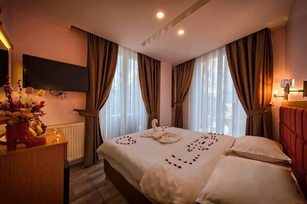 Gulhane Corner 14