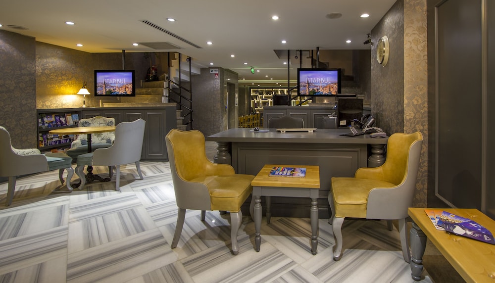 Aston Residence 2