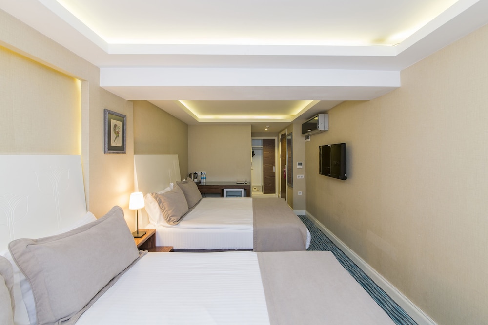 Aston Residence 22