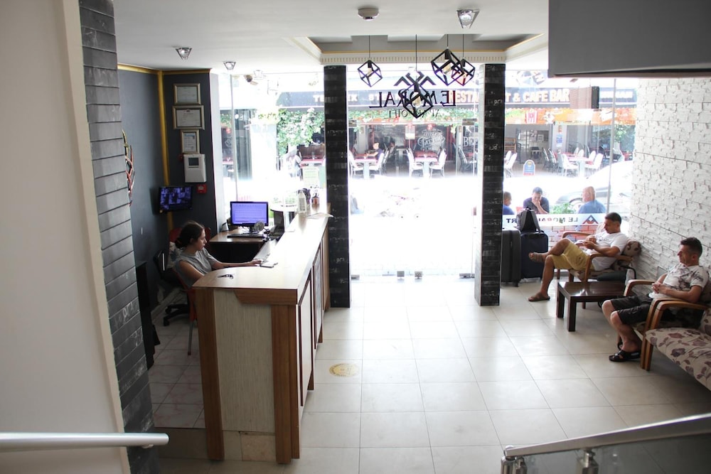 Le Moral Apart Hotel 4