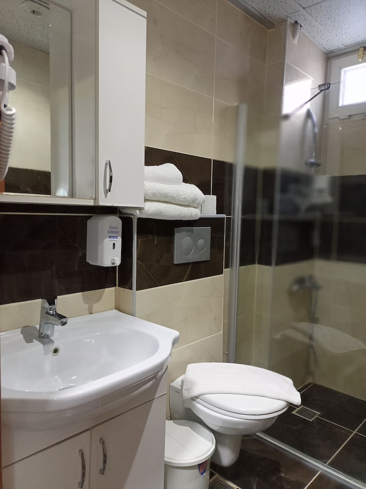 Gündüz Hotel 12