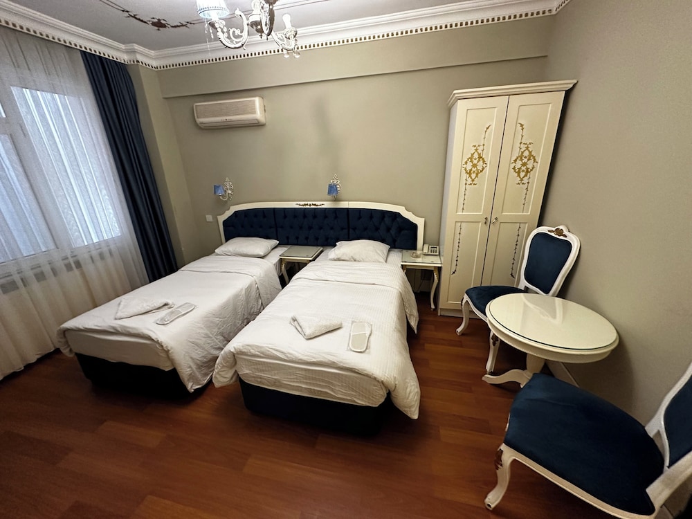 Alyon Hotel Taksim 14