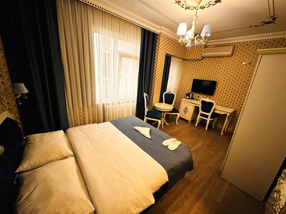Alyon Hotel Taksim 11