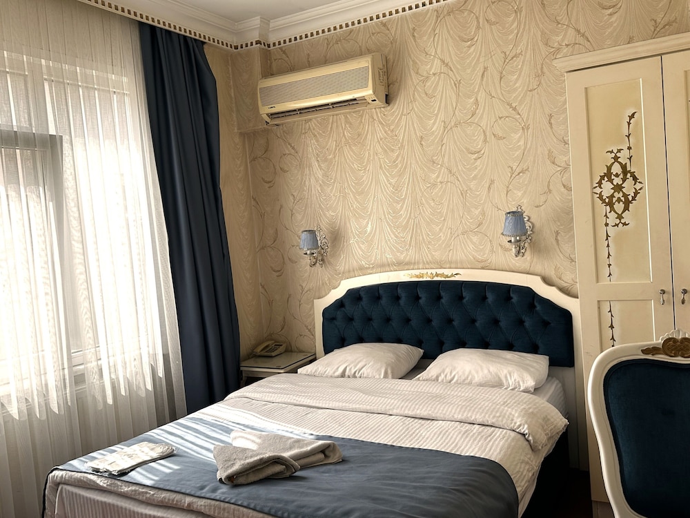 Alyon Hotel Taksim 17