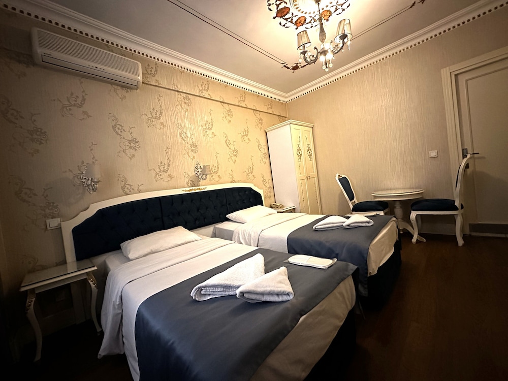 Alyon Hotel Taksim 13