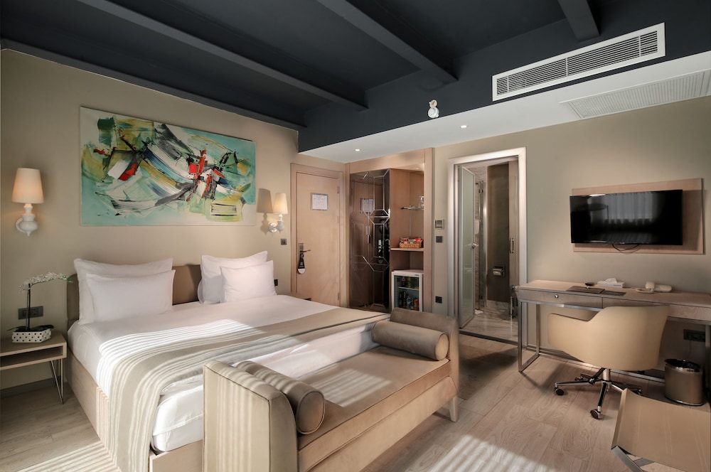 The Gate 30 Suites 9