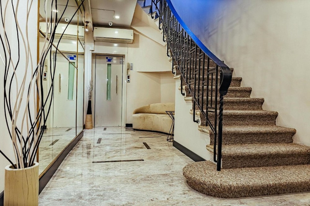 The Milltown Sisli 5