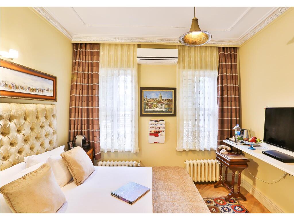 Faik Pasha Hotel 16