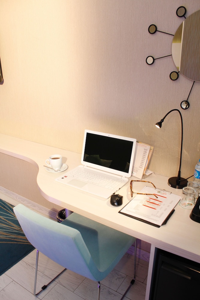Tempo Hotel 4 Levent 17