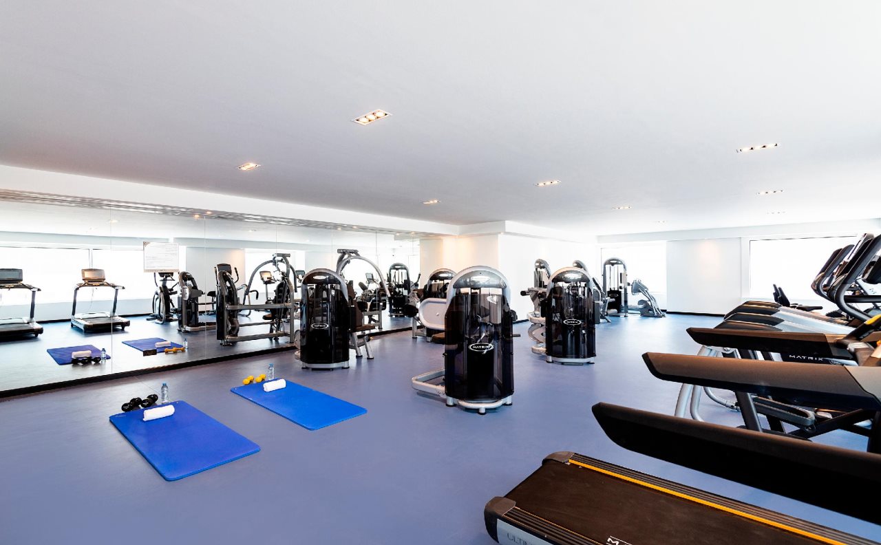 Centara West Bay Hotel & Residences Doha 19