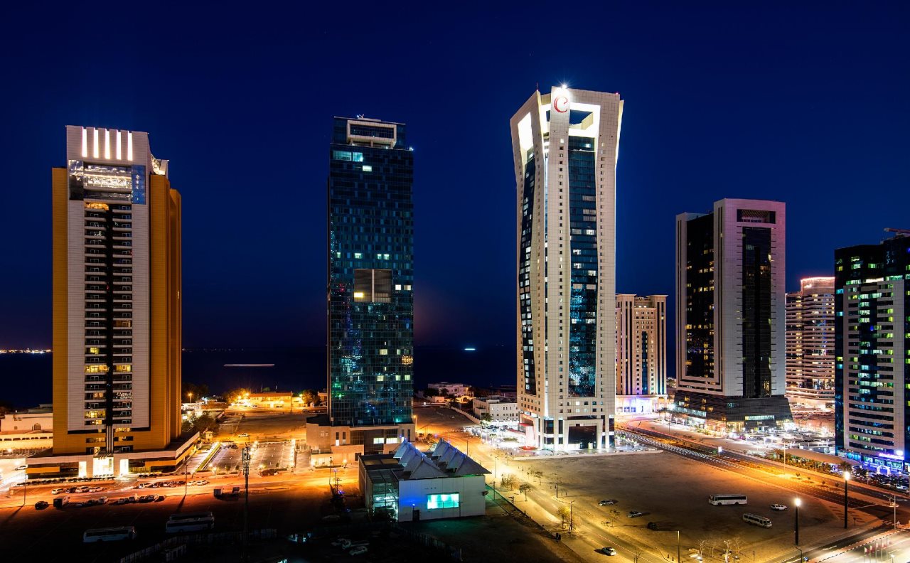 Centara West Bay Hotel & Residences Doha 23