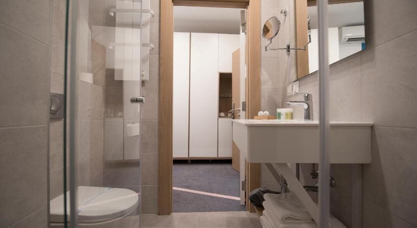City Nest Modern & Cozy Suites 2