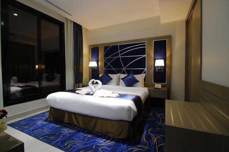 Diwan Residence Hotel Alnaeem 24