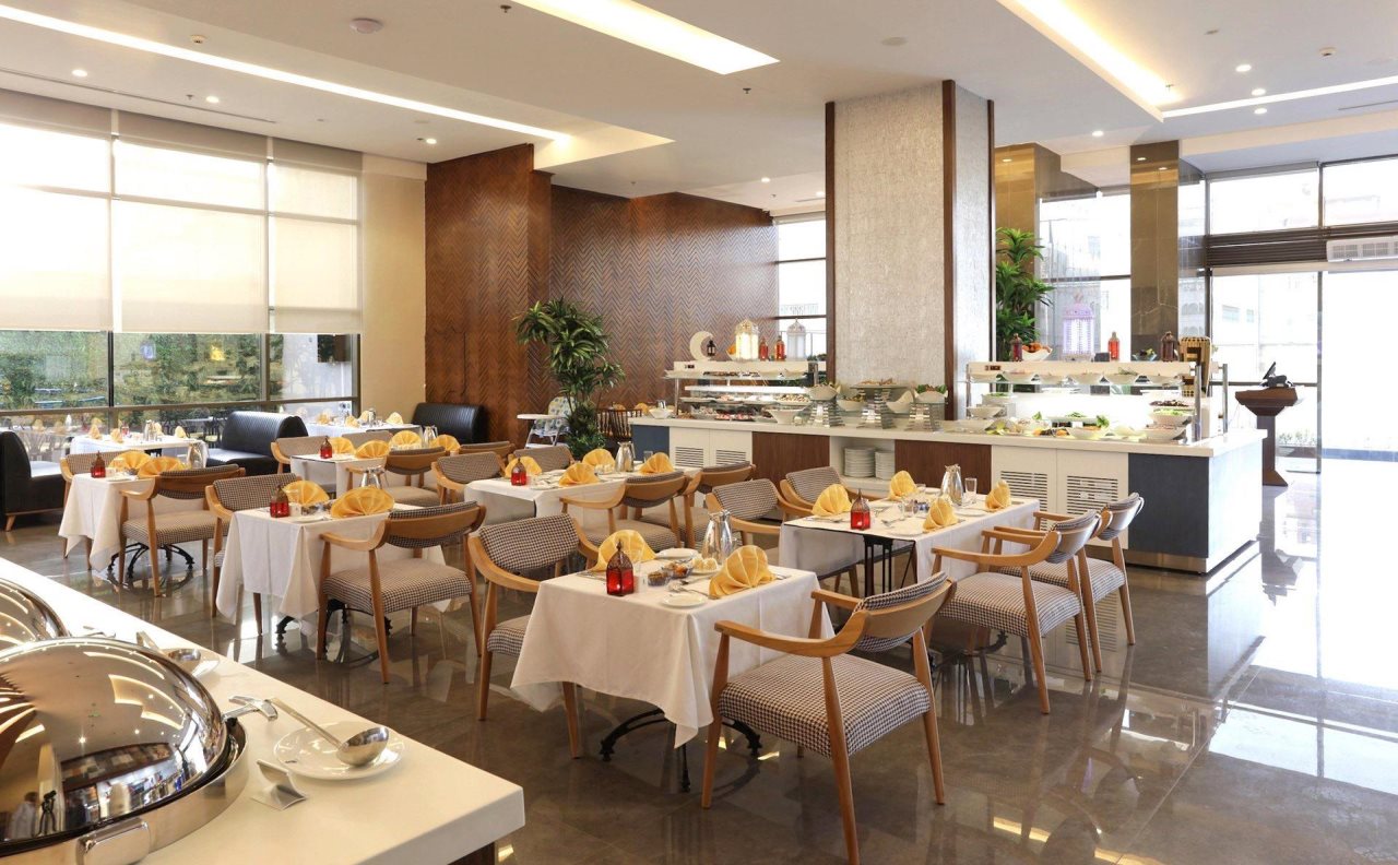 Warwick Hotel Jeddah 18