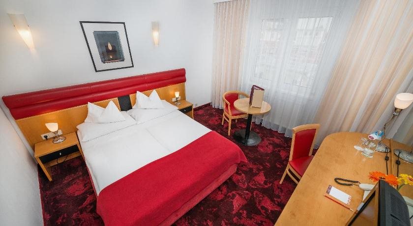 Hotel Boltzmann 22