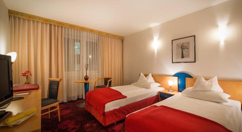 Hotel Boltzmann 23