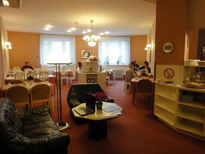 Hotel-Pension Continental 6