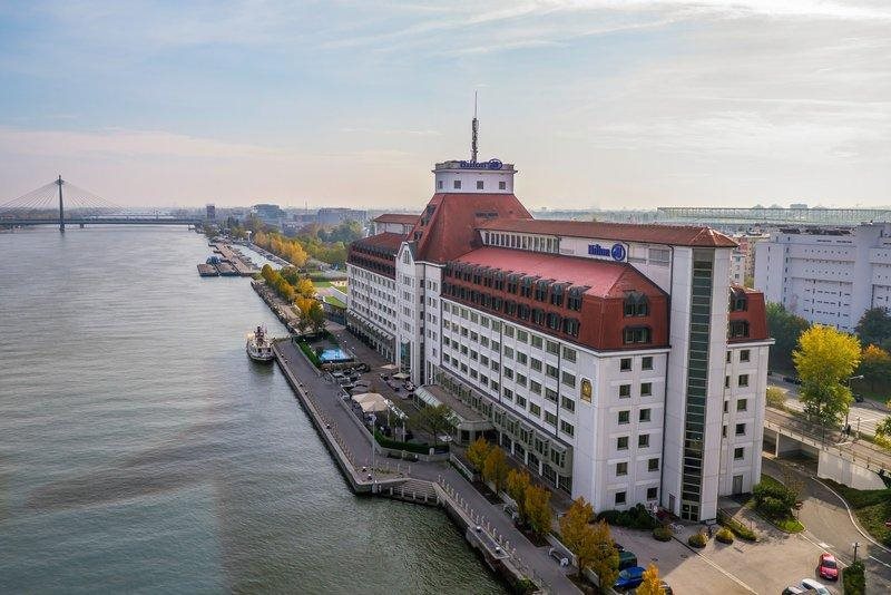 Hilton Vienna Waterfront 1