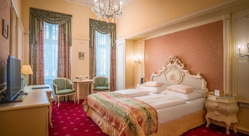 Schlosshotel Römischer Kaiser 5