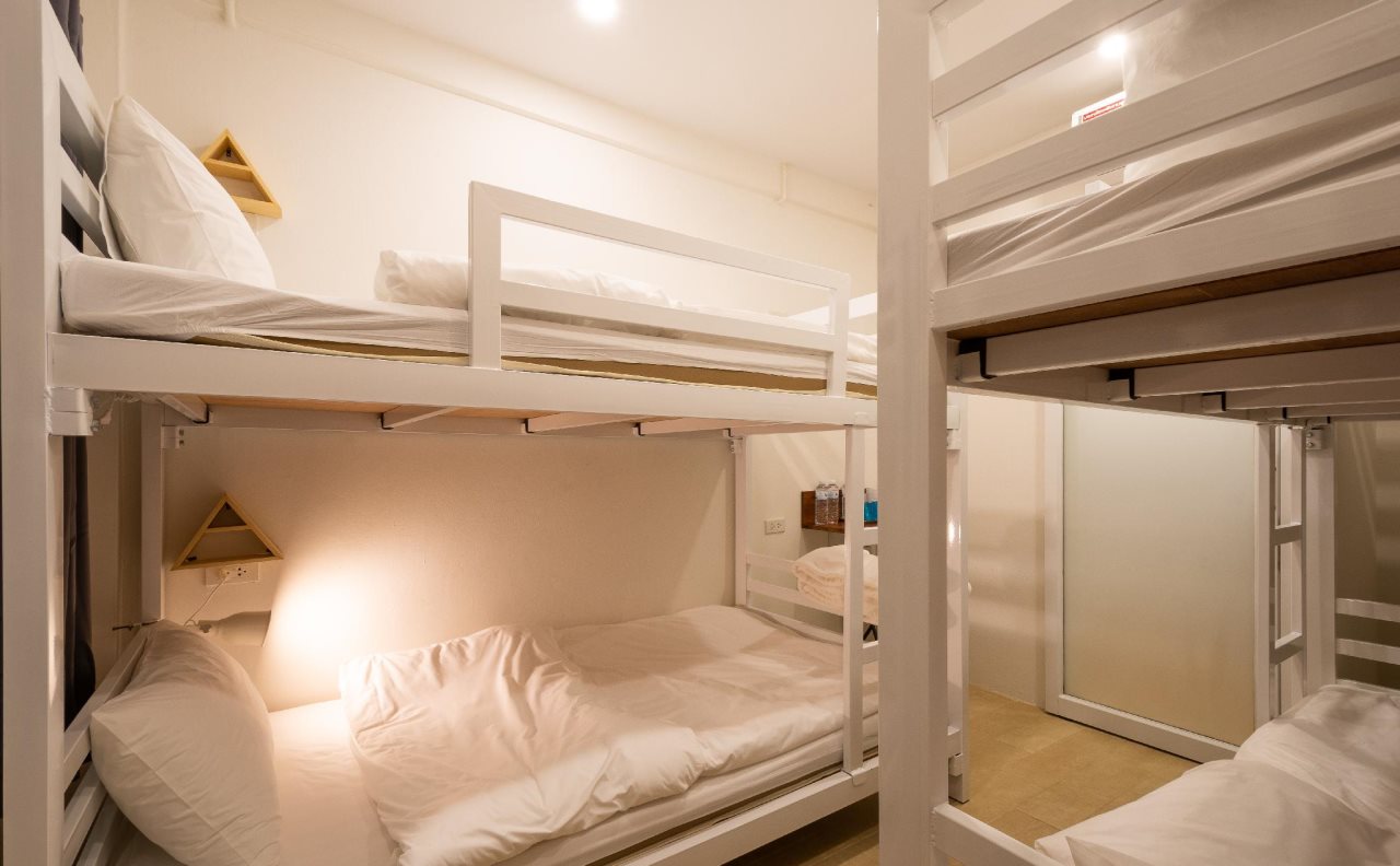 Morn-Ing Hostel 24