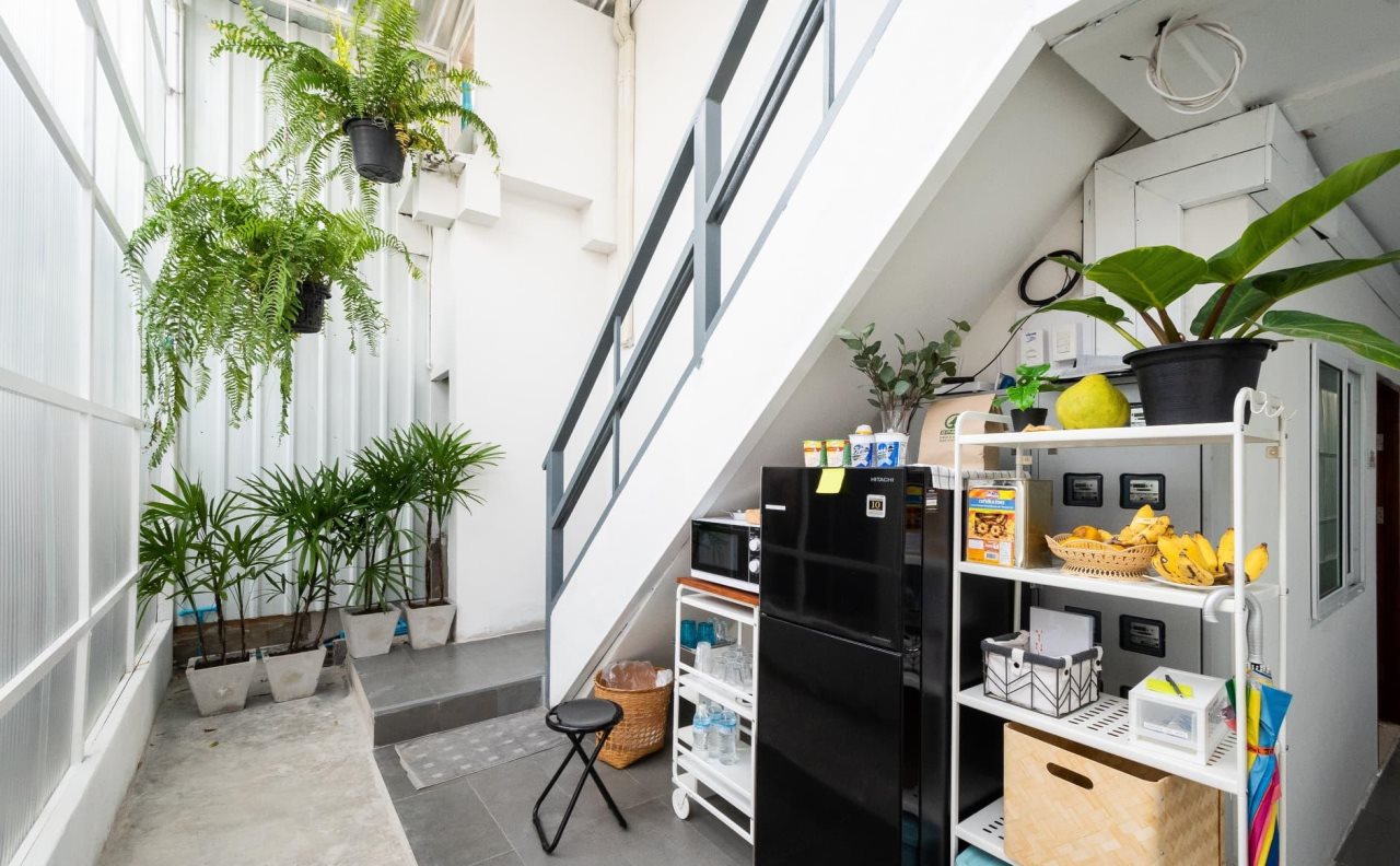 Morn-Ing Hostel 8