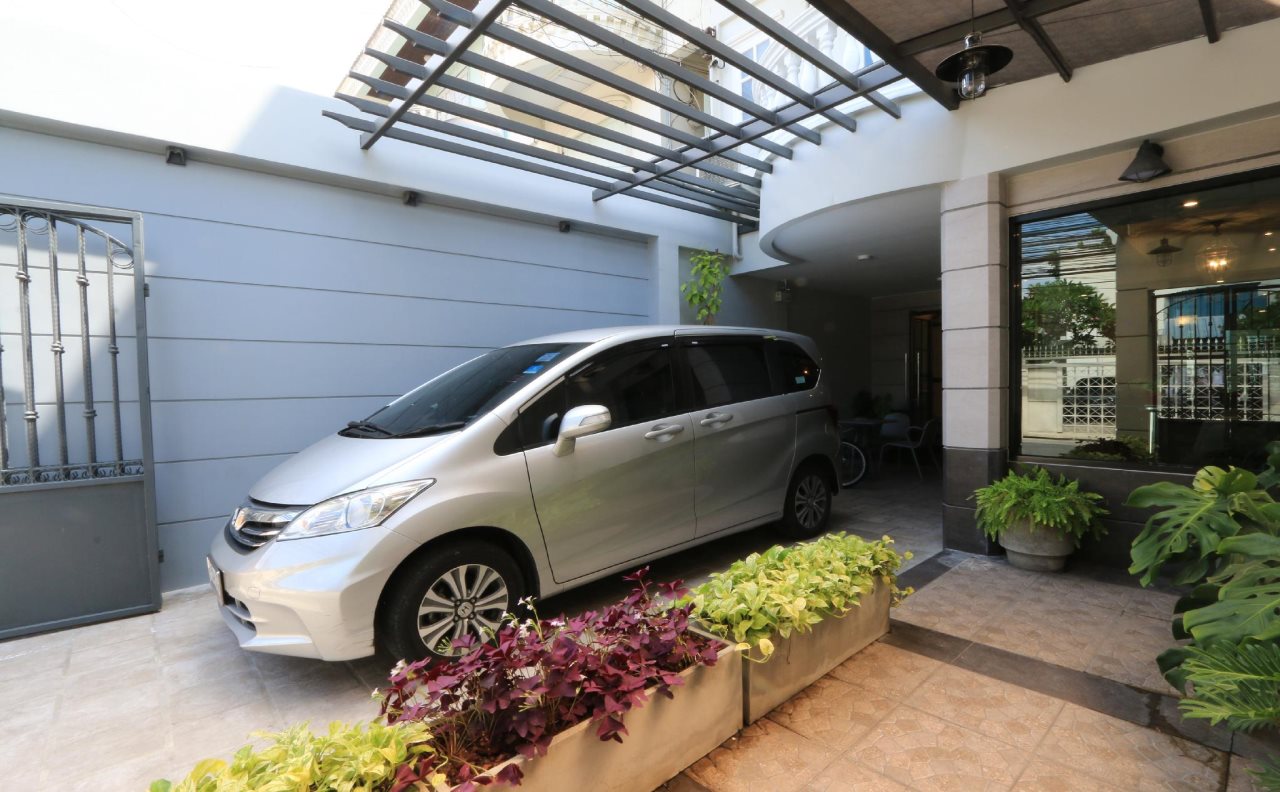 Neveu Premier Residence : Ratchada 15