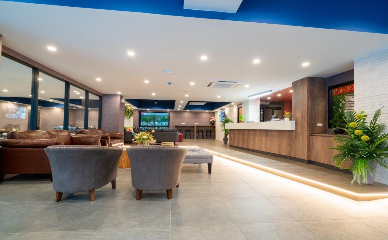 The Home Hotel 18