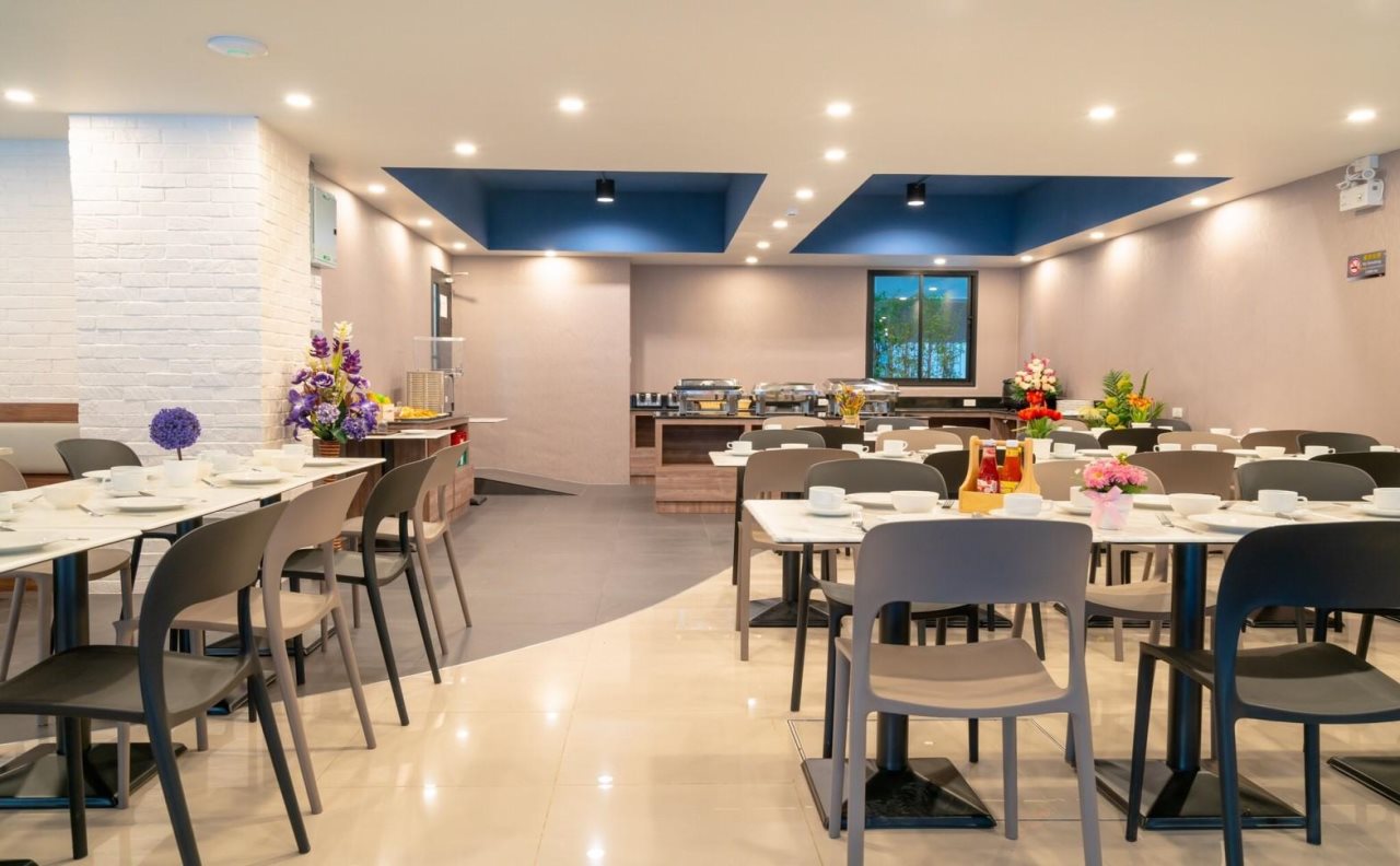 The Home Hotel 22