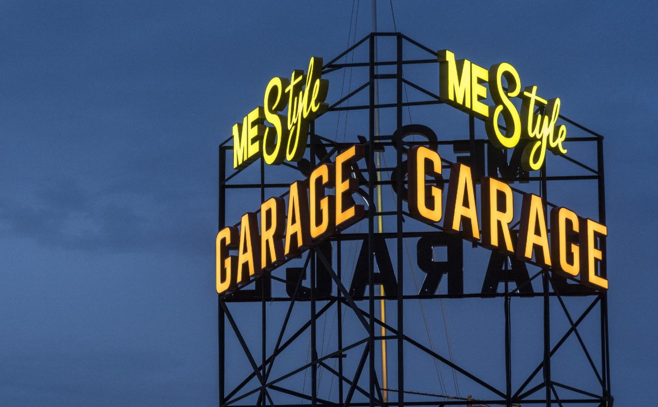 Mestyle Garage Hotel 12