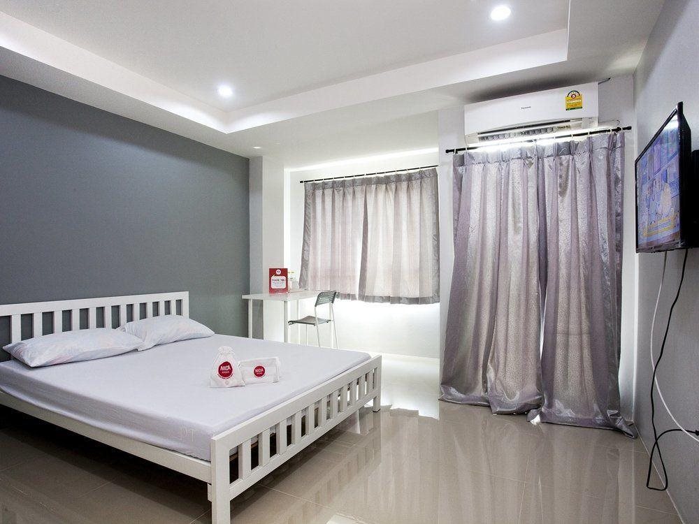 NW Apartment 10