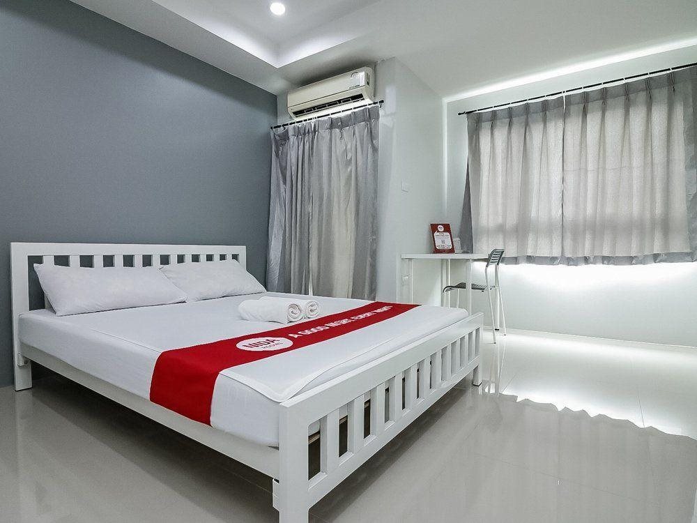 NW Apartment 11