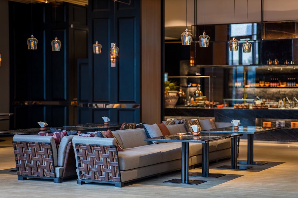 Hyatt Regency Bangkok Sukhumvit 4