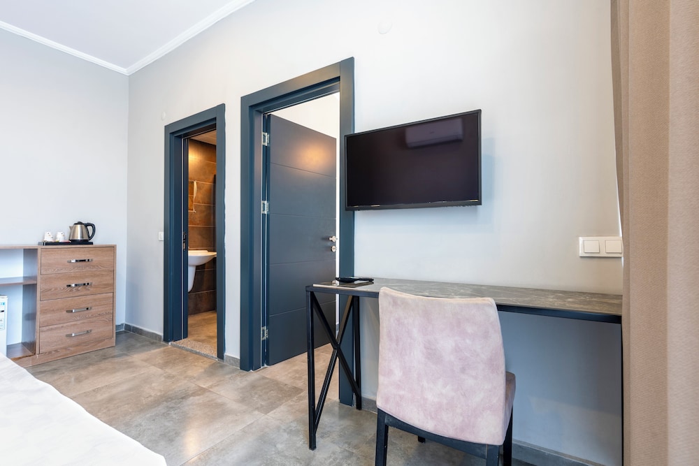 Lara Beach Homes 14