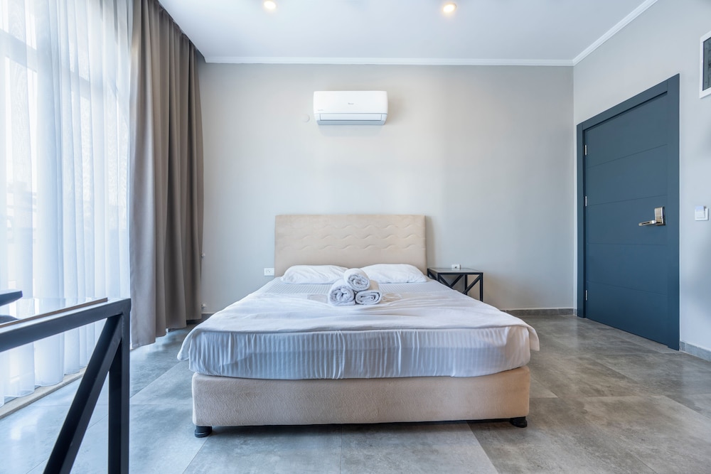 Lara Beach Homes 9