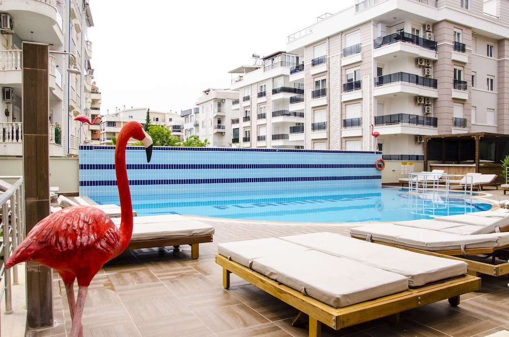 Flamingo Residence 18
