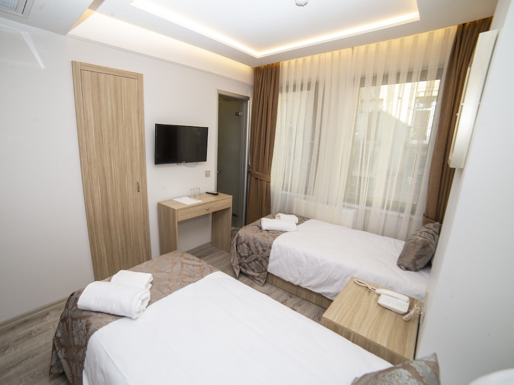 HHK Hotel Downtown 18