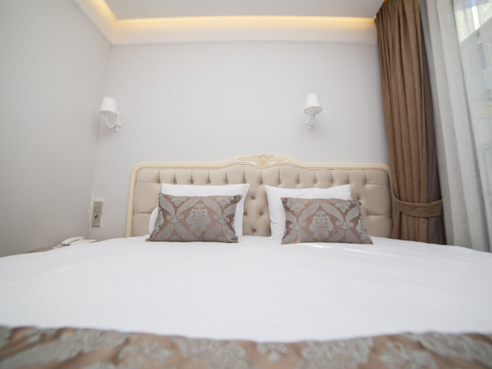 HHK Hotel Downtown 4