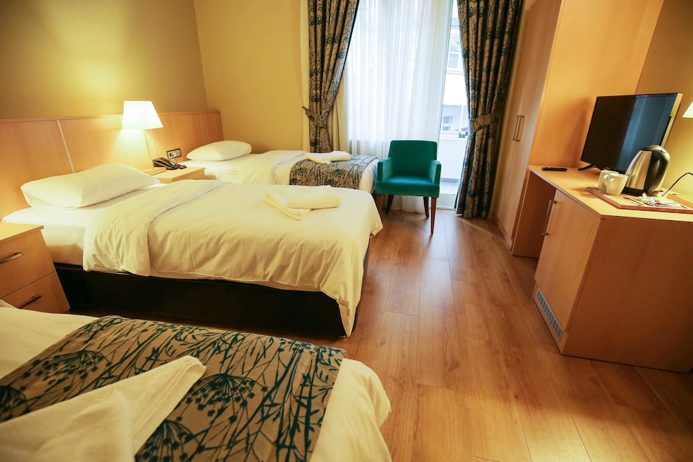 Artika Hotel 18