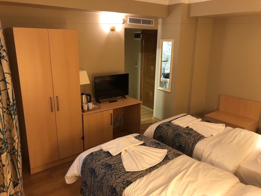 Artika Hotel 11