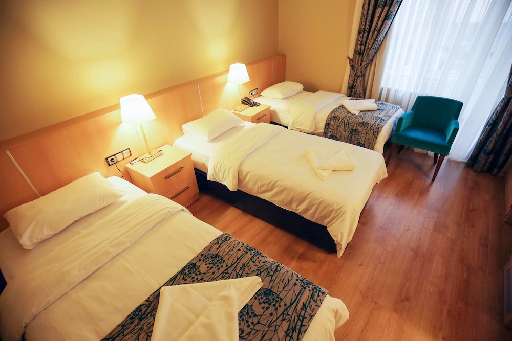 Artika Hotel 6