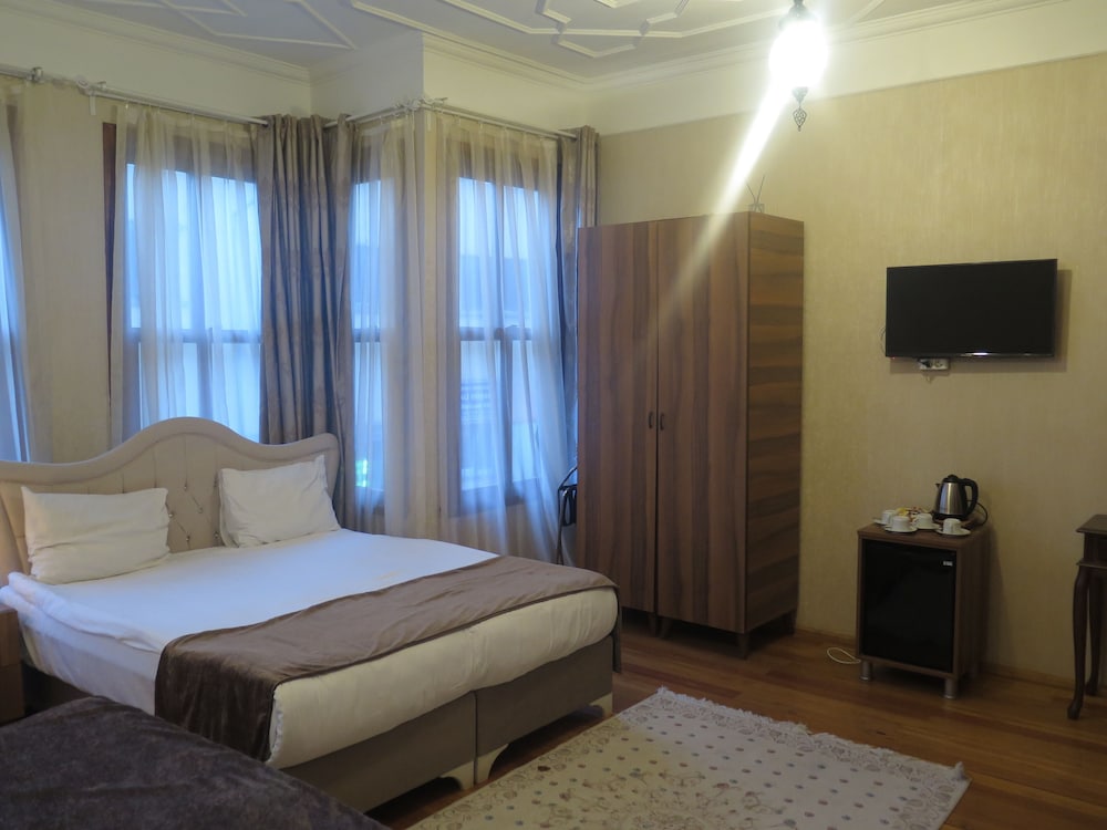 Nuray Hotel 12