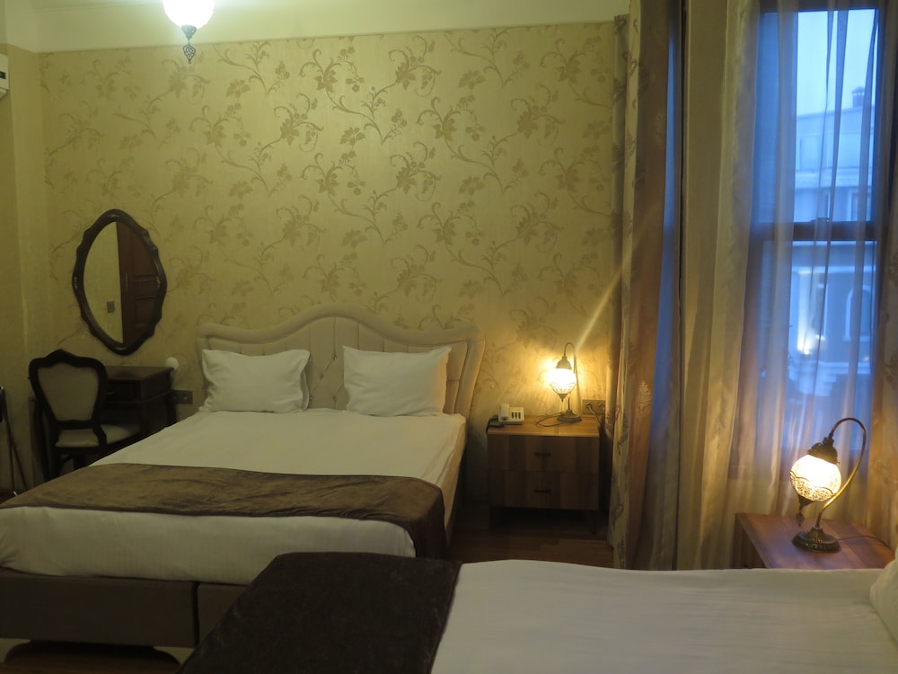 Nuray Hotel 18