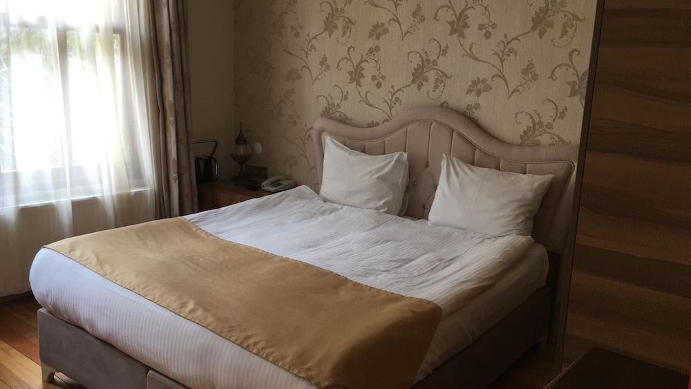 Nuray Hotel 7