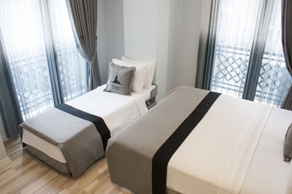 Primero Hotel 13