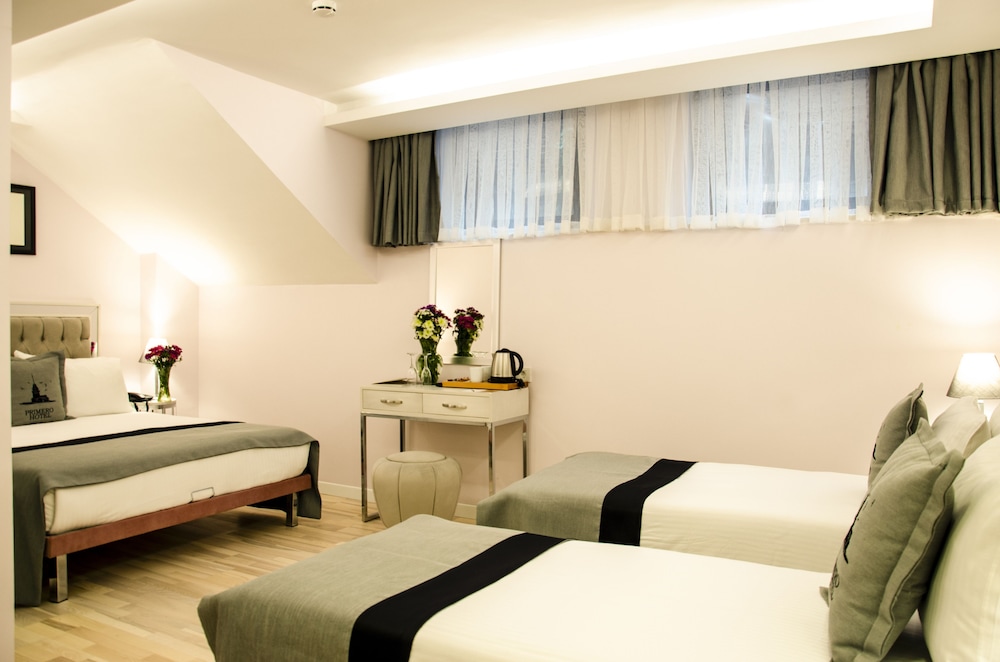 Primero Hotel 17
