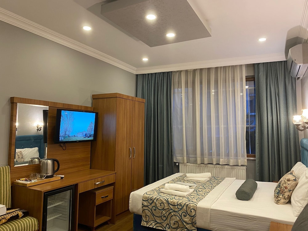 Riverland Suites & Apart Hotel 18