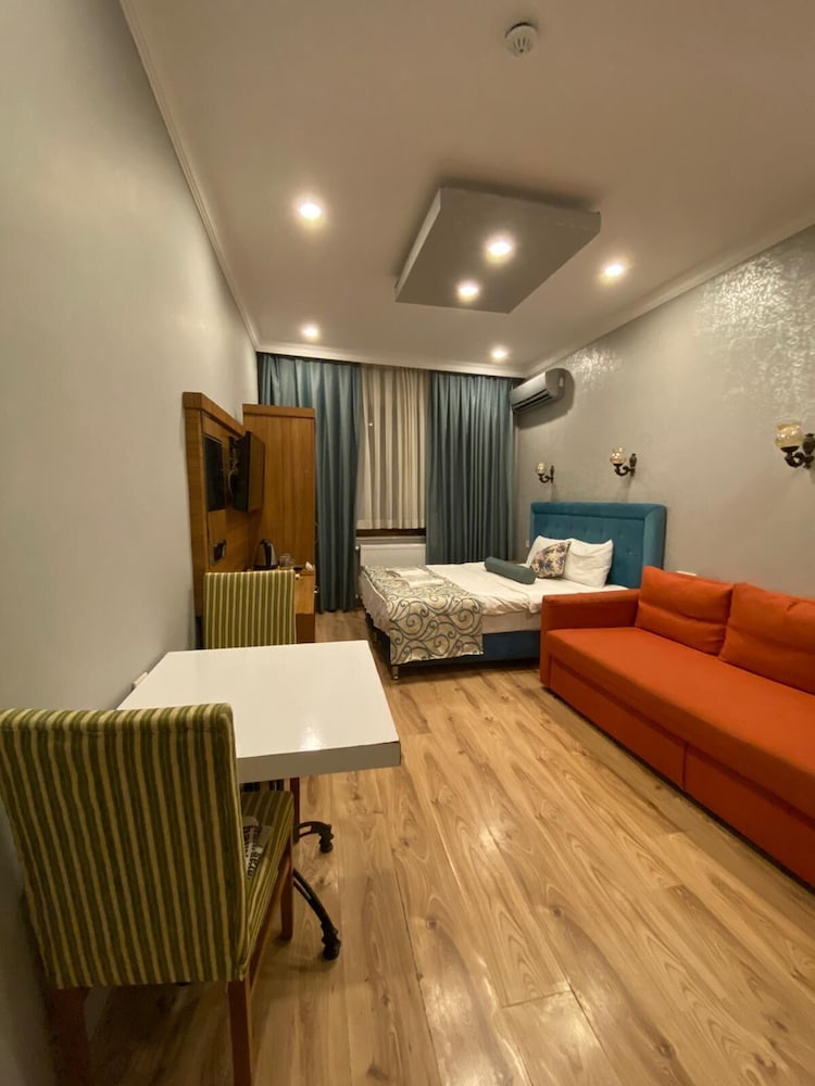 Riverland Suites & Apart Hotel 14