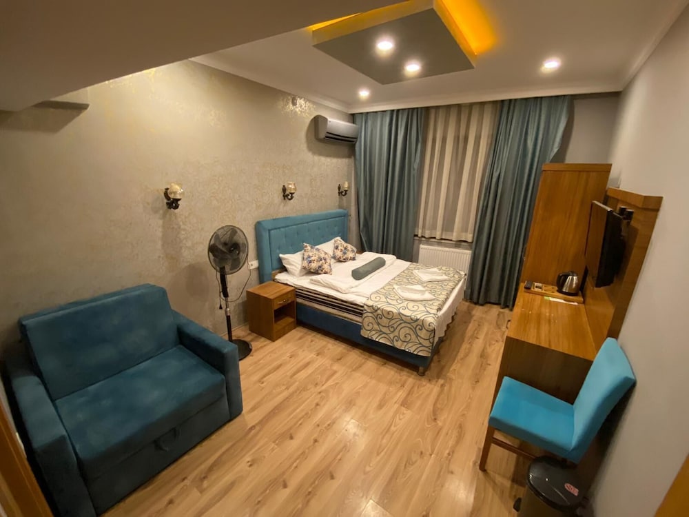 Riverland Suites & Apart Hotel 9