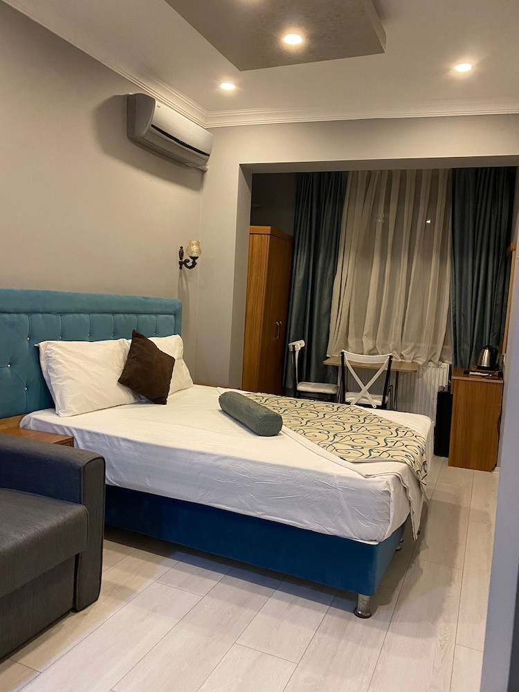 Riverland Suites & Apart Hotel 11