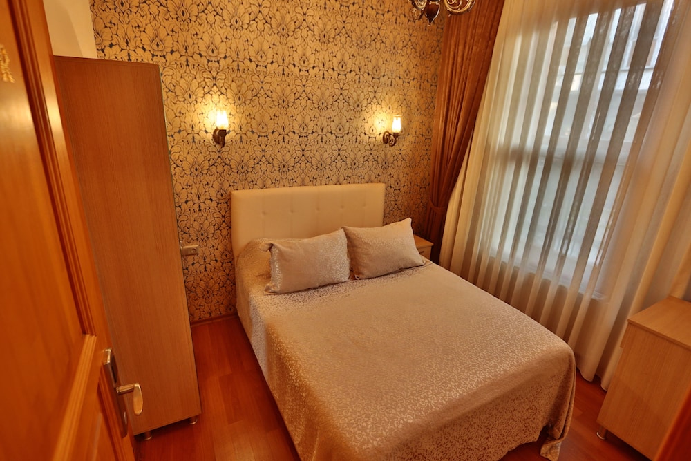 Mimoza Butik Otel Buyukada 9